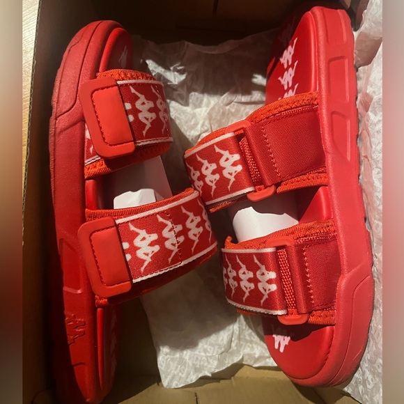 NIB KAPPA 222 BANDA ASTER 1 Red /White Unisex Adult's
Size 7 - Picture 1 of 5